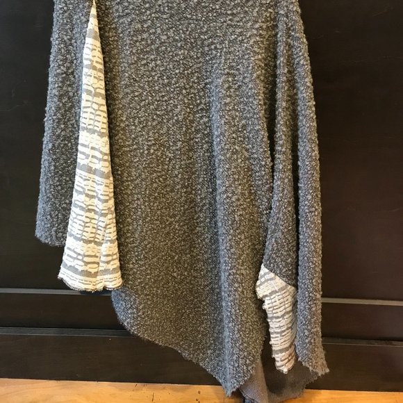 Handmade Ladies Asymmetrical slip-on skirt - Picture 2 of 7